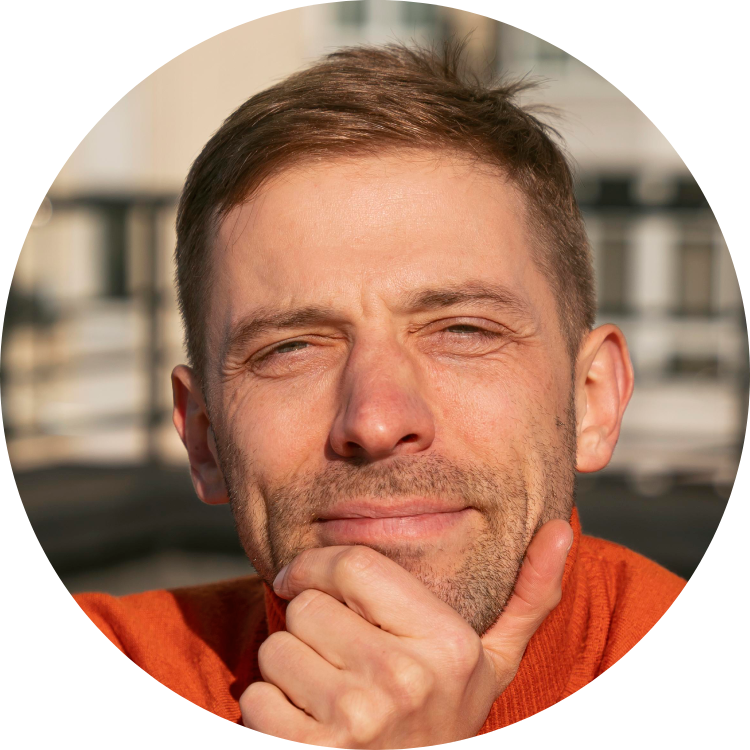 Avatar of user Alessandro Bianchi